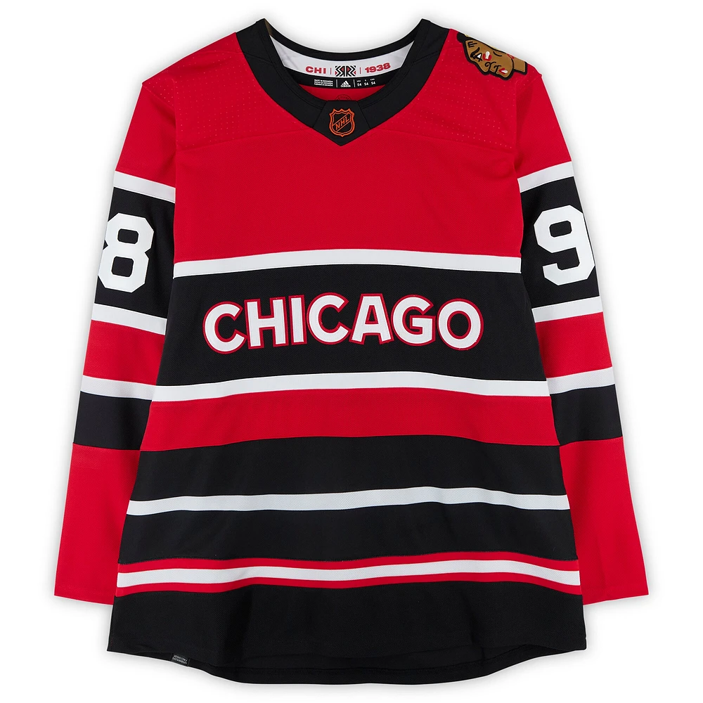 Maillot rétro adidas authentique autographié par Connor Bedard des Blackhawks de Chicago