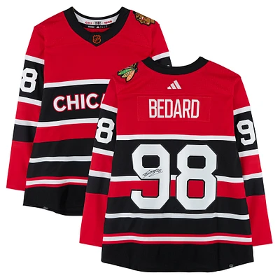 Maillot rétro adidas authentique autographié par Connor Bedard des Blackhawks de Chicago