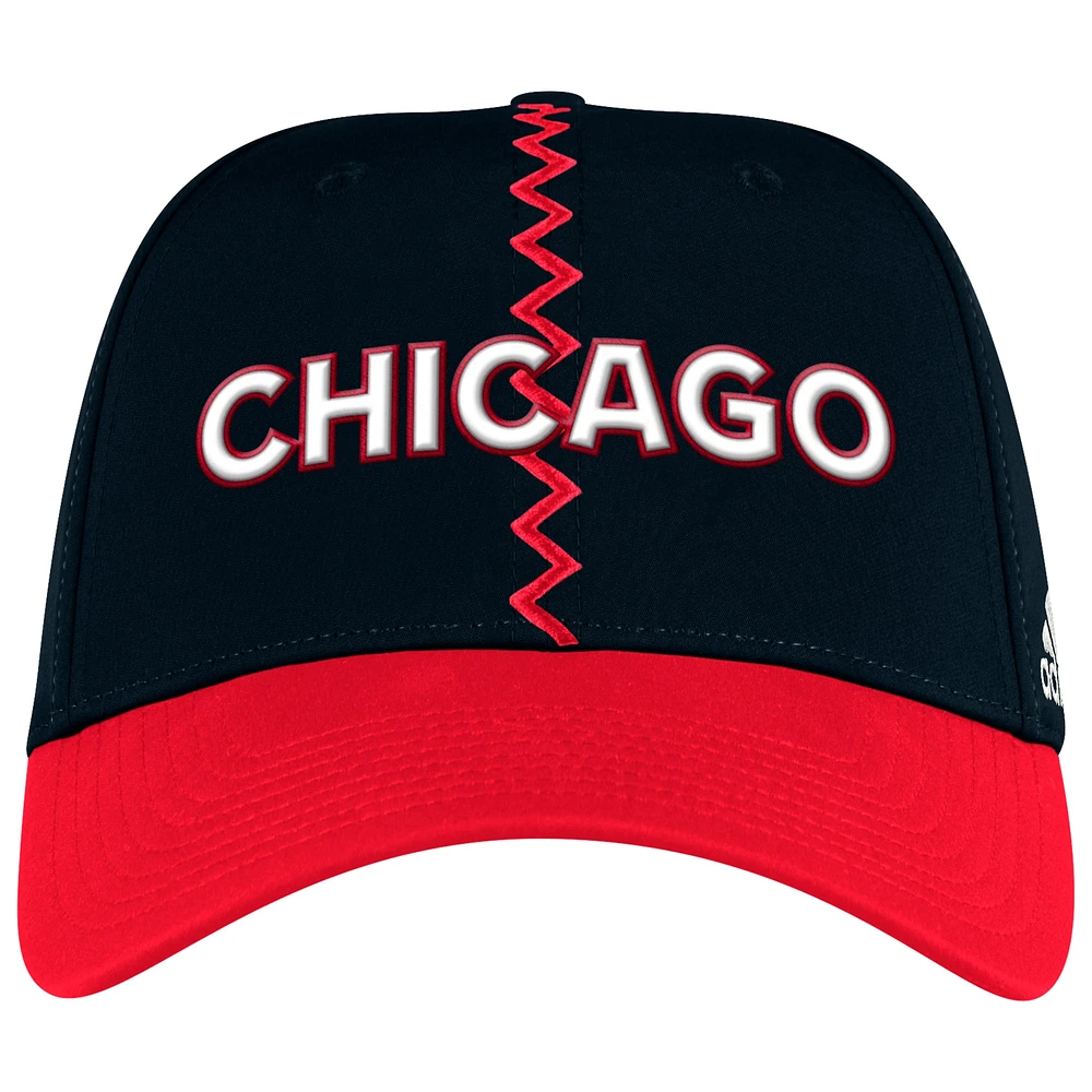 Men's adidas  Black Chicago Blackhawks Reverse Retro 2.0 Flex Fitted Hat