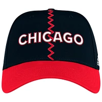 Casquette ajustée adidas Blackhawks de Chicago Reverse Retro 2.0 Flex pour hommes