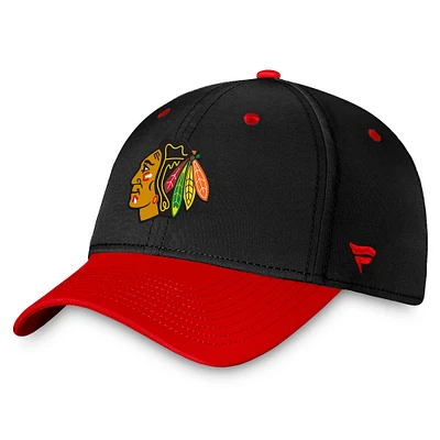 Casquette flexible bicolore authentique Pro Rink des Chicago Blackhawks Fanatics pour hommes, noir/rouge