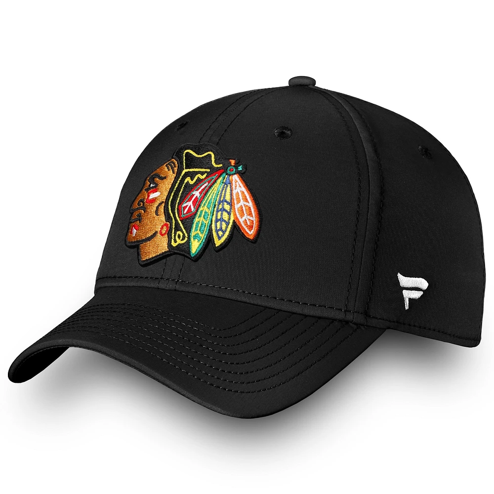 Casquette Fanatics noire Chicago Blackhawks Core Elevated Speed ​​Flex pour hommes