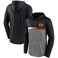 Men's Fanatics Black Chicago Blackhawks Podium Defender Pullover Hoodie