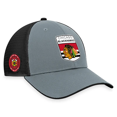 Casquette réglable Fanatics gris/noir Chicago Blackhawks Authentic Pro Home Ice Trucker pour hommes