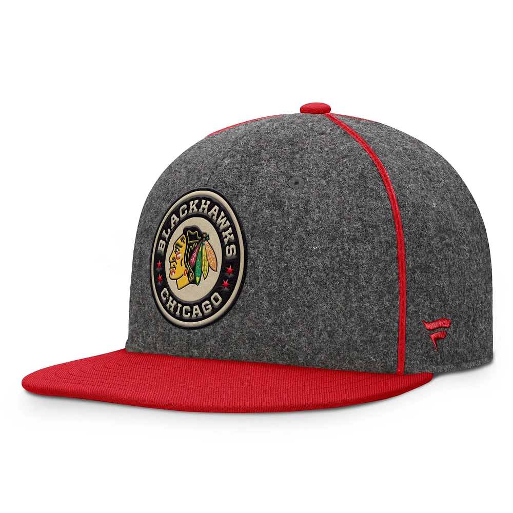 Casquette fantaisie à bride arrière Fanatics pour homme, gris chiné/rouge, Chicago Blackhawks, hiver 2025 de la LNH