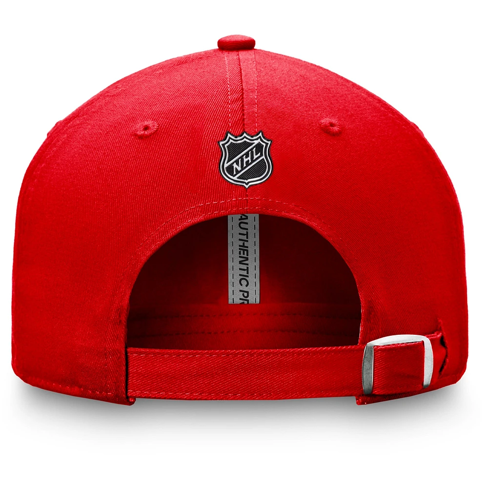 Casquette réglable rouge Chicago Blackhawks Authentic Pro Rink Fanatics pour hommes