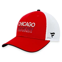 Casquette réglable rouge Chicago Blackhawks Authentic Pro Rink Trucker Fanatics pour hommes