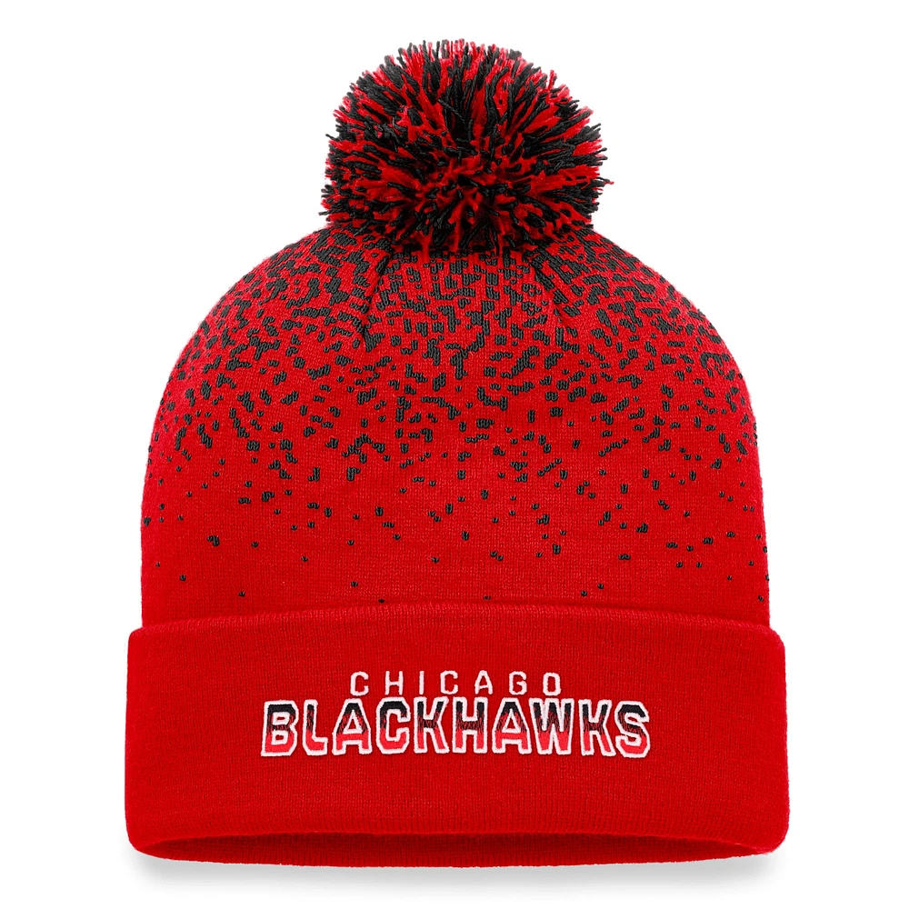 Bonnet en tricot à revers dégradé emblématique des Blackhawks de Chicago Fanatics pour hommes rouges avec pompon