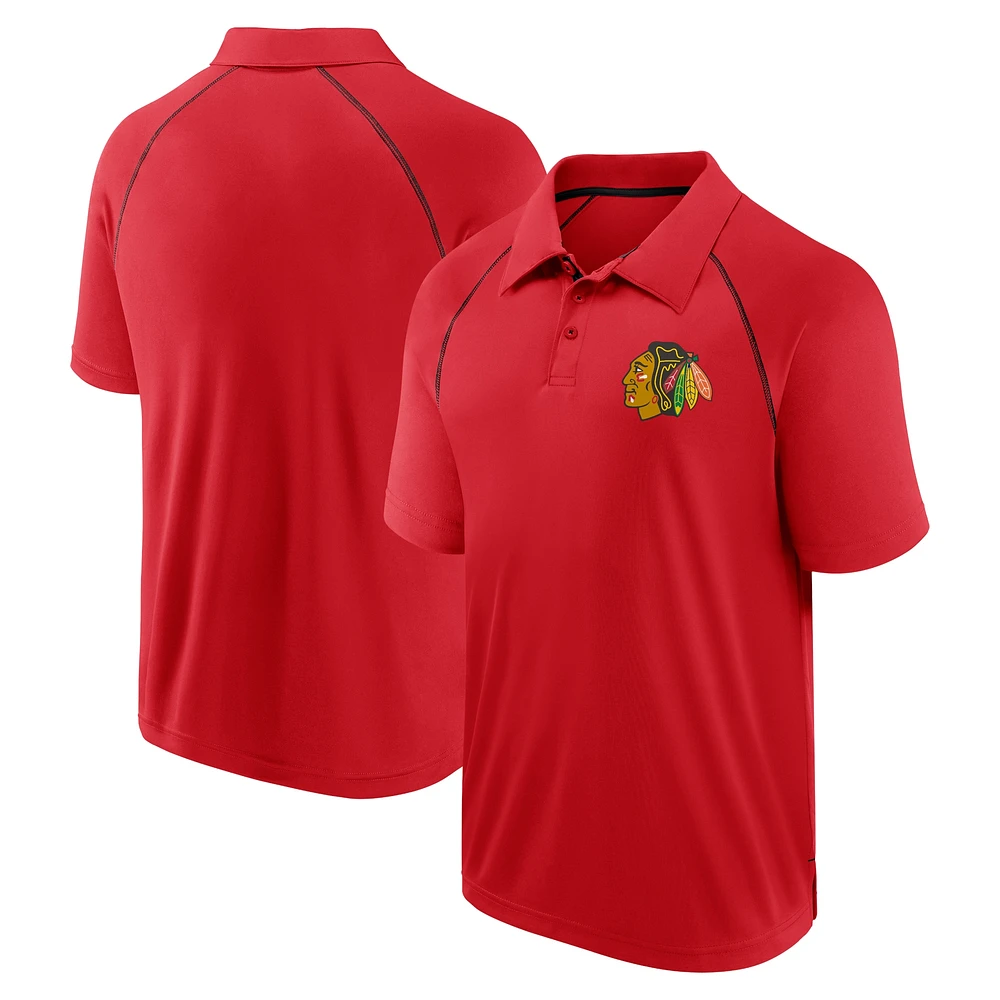 Polo rouge Fanatics Chicago Blackhawks Raglan Strong Alone pour hommes