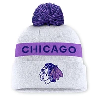 Bonnet en tricot à revers avec pompon pour homme Fanatics Chicago Blackhawks Hockey Fights Cancer