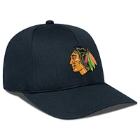 Casquette ajustable structurée Zephyr Insignia Core des Chicago Blackhawks pour homme Levelwear noire