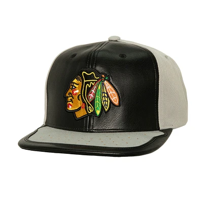 Men's Mitchell & Ness / Chicago Blackhawks Day One Snapback Hat