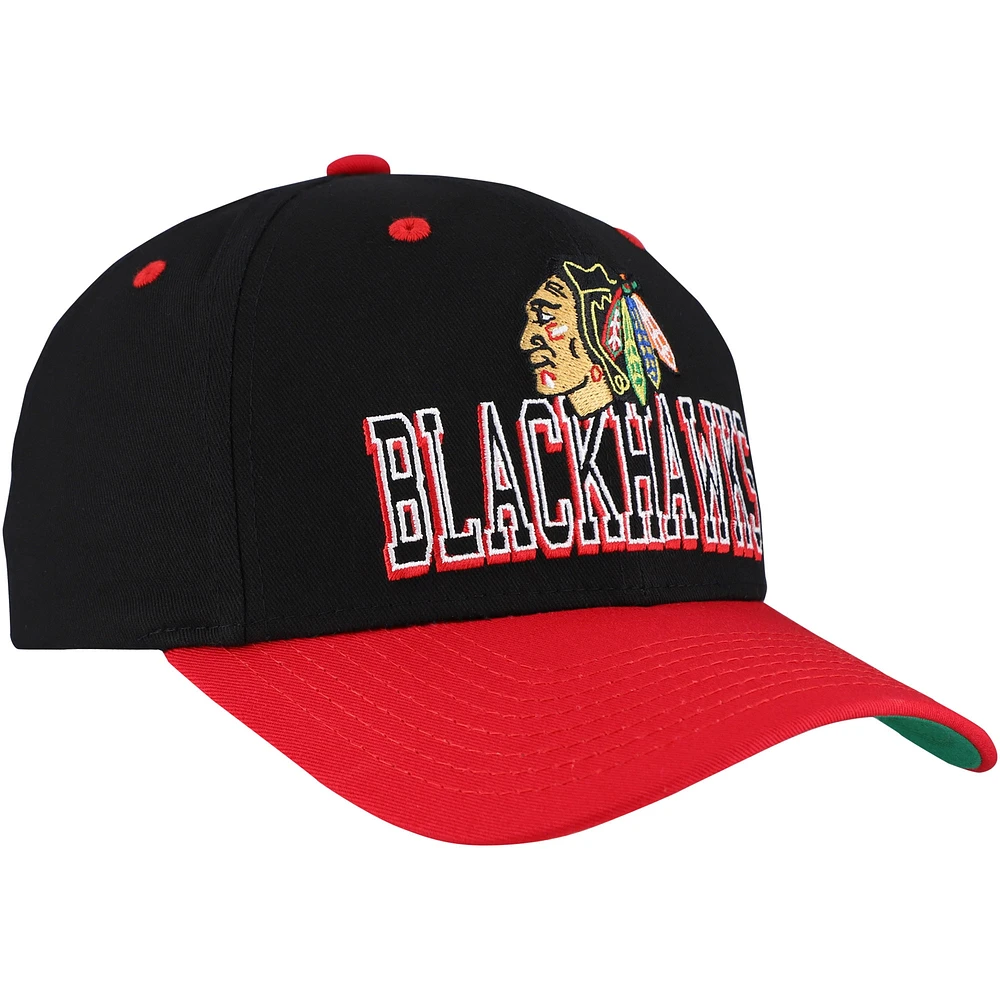 Men's Mitchell & Ness Black/Red Chicago Blackhawks Backside Script Two-Tone Pro Crown Adjustable Hat