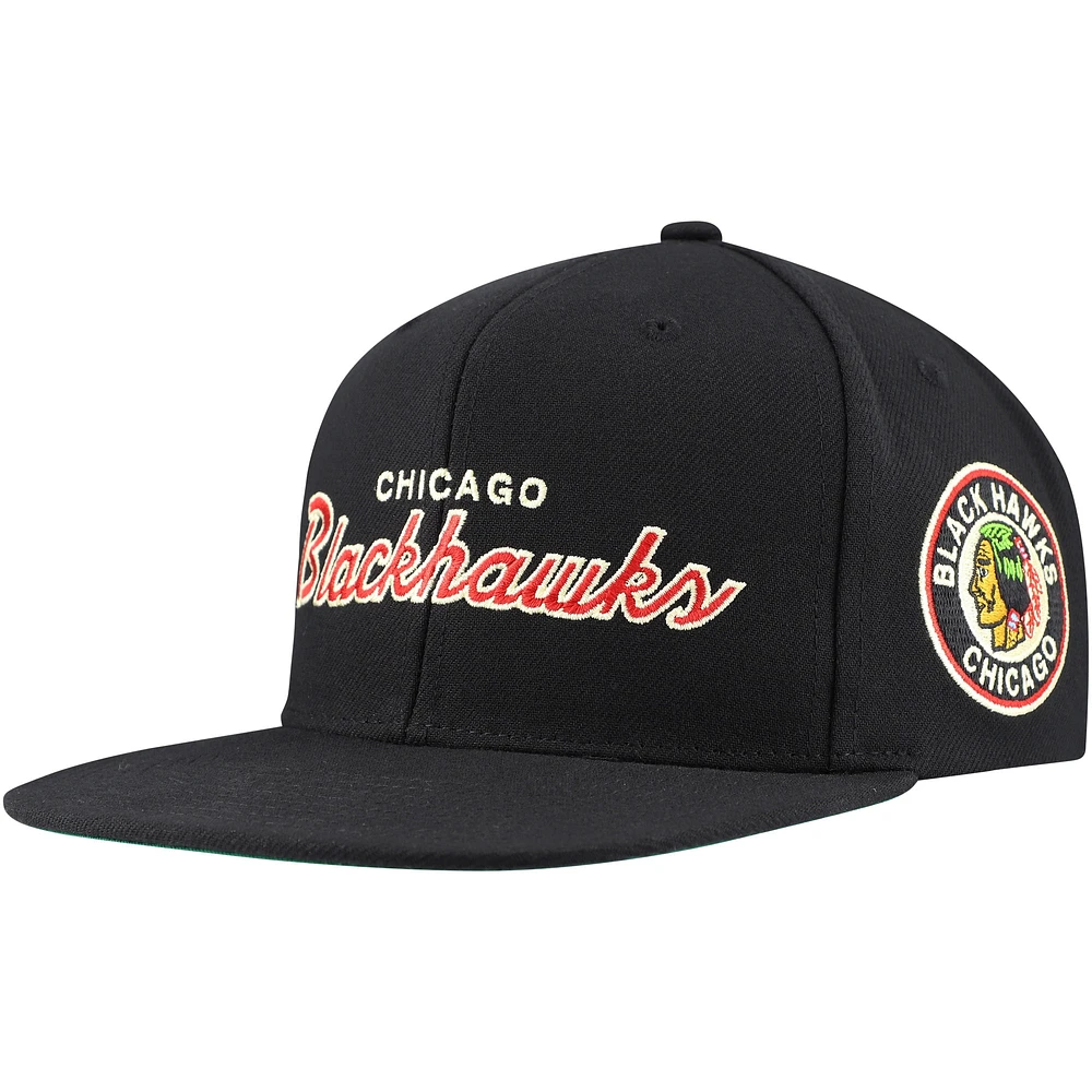 Casquette Snapback noire Mitchell & Ness des Blackhawks de Chicago Core Team Script 2.0 pour hommes