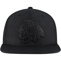 Men's Mitchell & Ness Black Chicago Blackhawks Soul Strike Pearl Tonal Snapback Hat