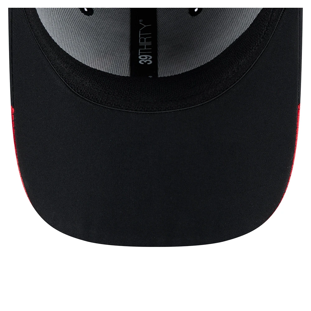 Men's New Era  Black Chicago Blackhawks Linear Featherweight 39THIRTY Flex Hat