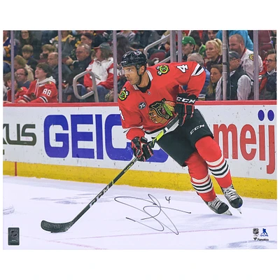 Photographie de patinage autographiée de 16" x 20" de Seth Jones des Blackhawks de Chicago
