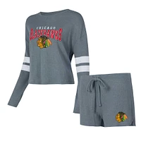 Ensemble de nuit Concepts Sport gris Chicago Blackhawks Meadow T-shirt à manches longues et short pour femmes