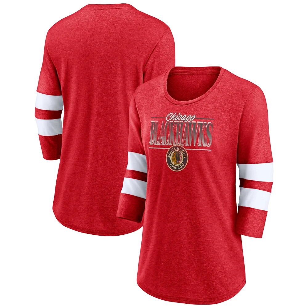 T-shirt à col rond raglan tri-mélange manches 3/4 bouclier complet des Blackhawks de Chicago rouge chiné/blanc marque Fanatics pour femmes