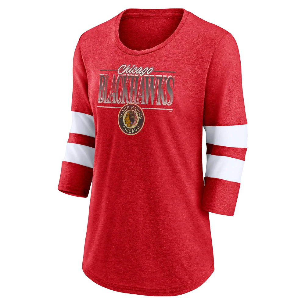 T-shirt à col rond raglan tri-mélange manches 3/4 bouclier complet des Blackhawks de Chicago rouge chiné/blanc marque Fanatics pour femmes