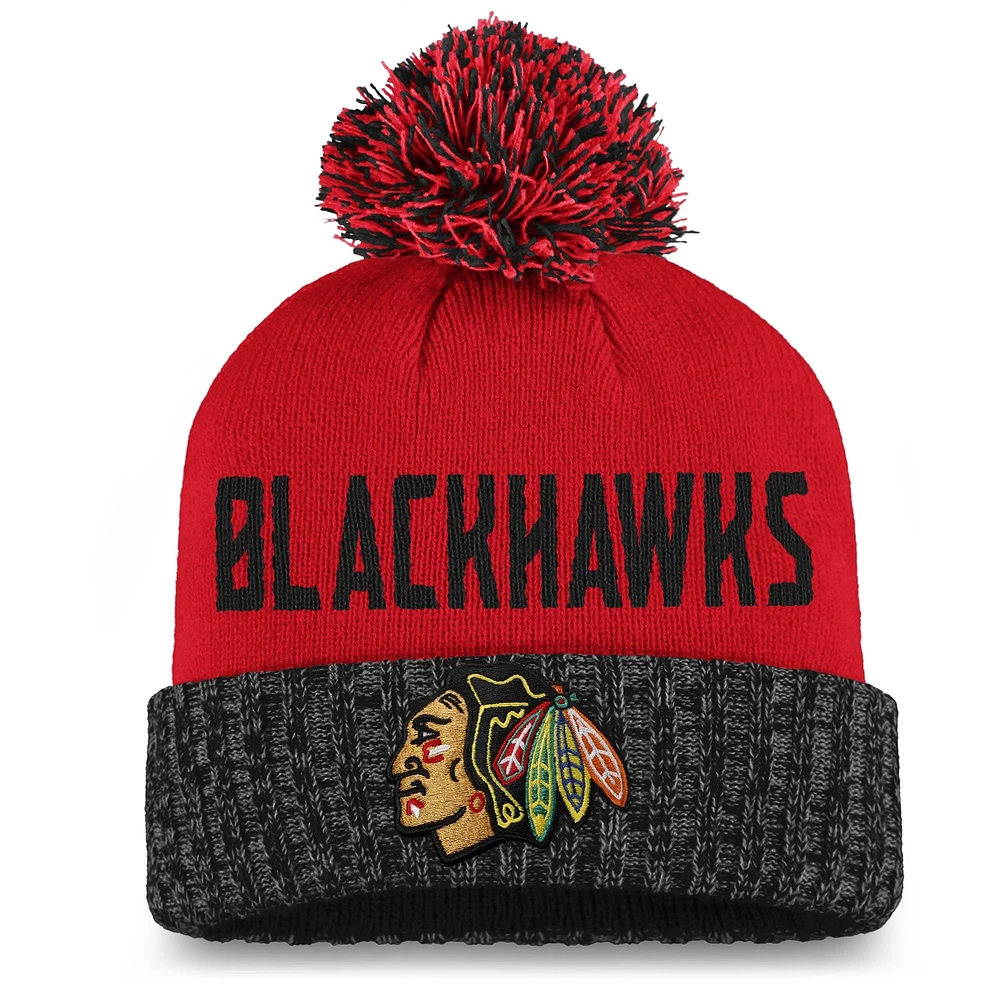 Bonnet en tricot à revers emblématique Chicago Blackhawks Fanatics Branded rouge/noir pour femme avec pompon