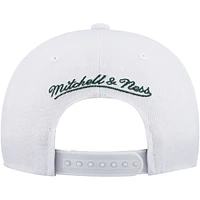 Youth Mitchell & Ness White Chicago Blackhawks After Shock Snapback Hat