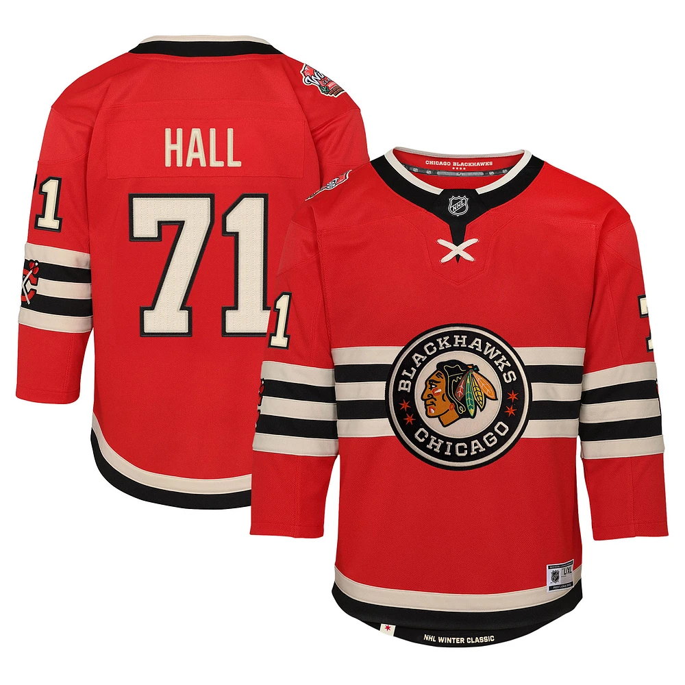 Maillot de joueur premier plan Taylor Hall Red Chicago Blackhawks 2025 NHL Winter Classic