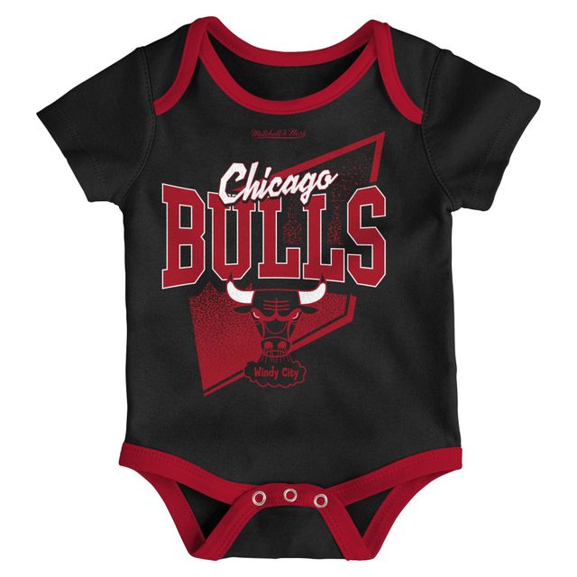 OST BULLS NOIR ROUGE INFANT M&N HWC SS & LS CREEPER AND BEANIE SET INFGIFPCK