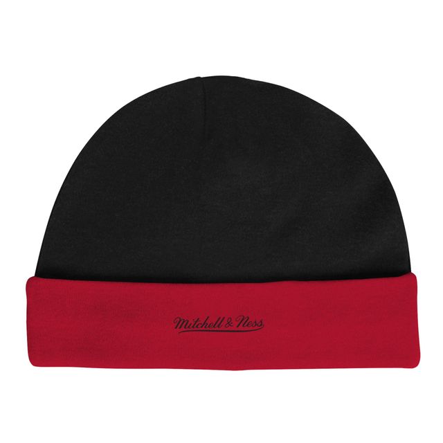 OST BULLS NOIR ROUGE INFANT M&N HWC SS & LS CREEPER AND BEANIE SET INFGIFPCK