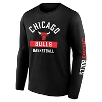 Men's Fanatics  Black Chicago Bulls Long Sleeve T-Shirt