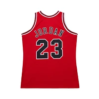 Maillot authentique rétro Mitchell & Ness Michael Jordan rouge des Chicago Bulls 1996/97 pour homme