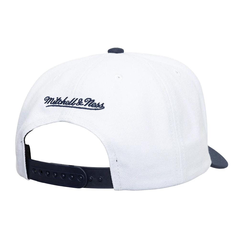 Casquette ajustable Mitchell & Ness pour homme, blanche/bleu marine, Chicago Bulls Graffiti Core Pro Crown