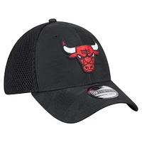 Casquette New Era noire Chicago Bulls Subtle Camo 39THIRTY Flex pour homme