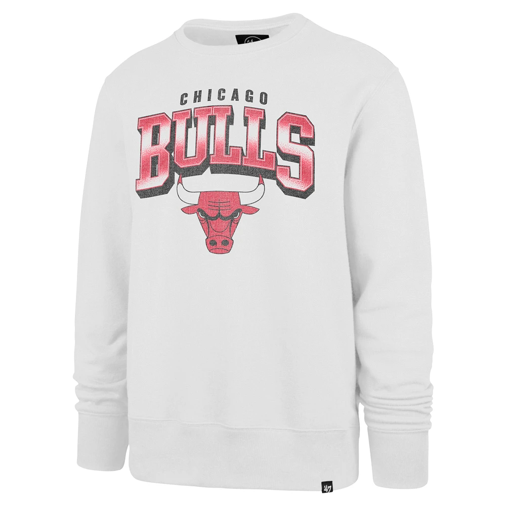 Men's '47 White Chicago Bulls Spotlight Headline Pullover Sweatshirt