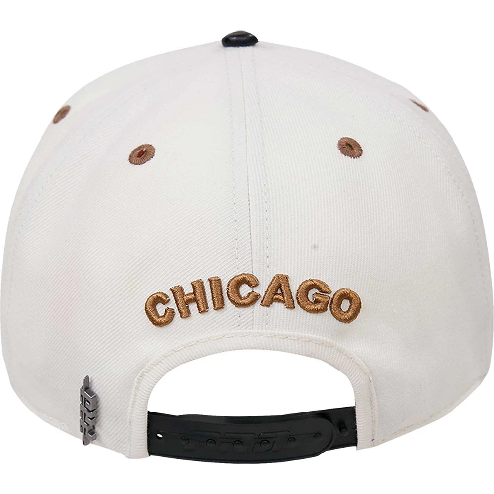 Men's Cream/Black Chicago Bulls Album Cover Snapback Hat