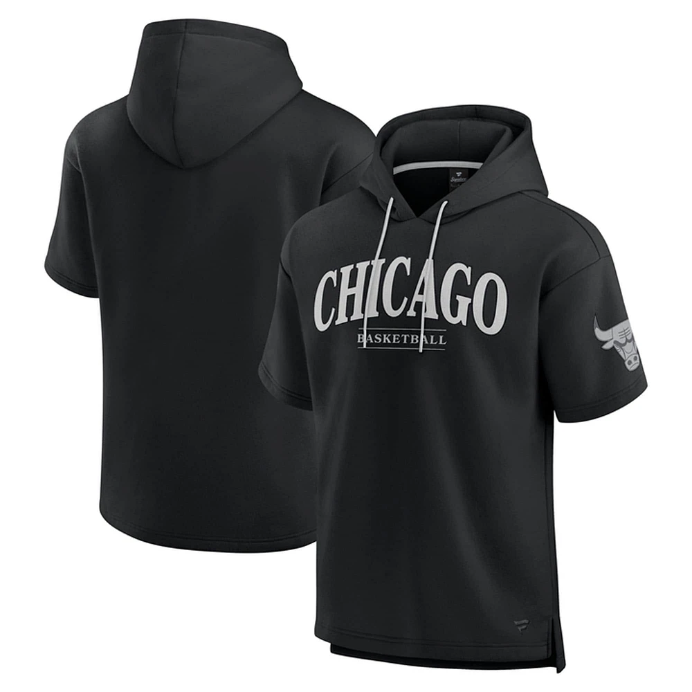 Sweat à capuche manches courtes Fanatics Black Chicago Bulls Elements Ready pour hommes