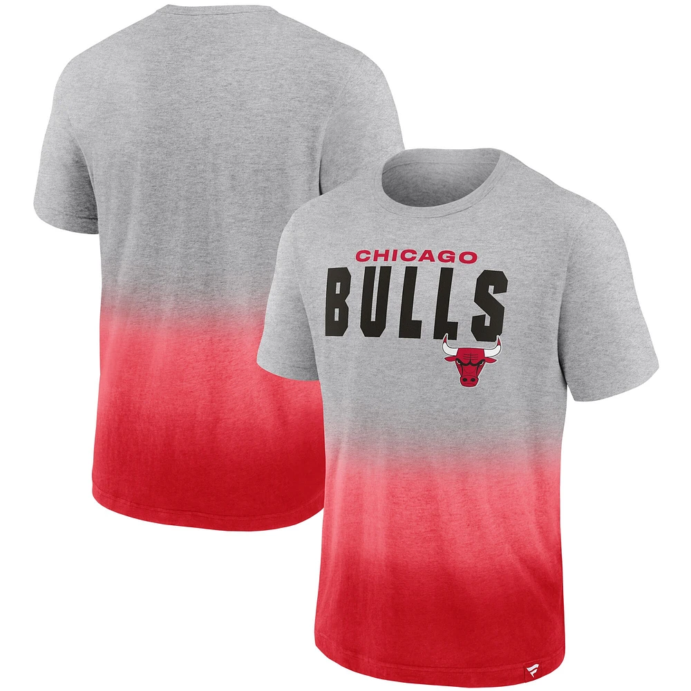 T-shirt Dip-Dye Fanatics pour hommes, gris chiné/rouge, Chicago Bulls Board Crasher