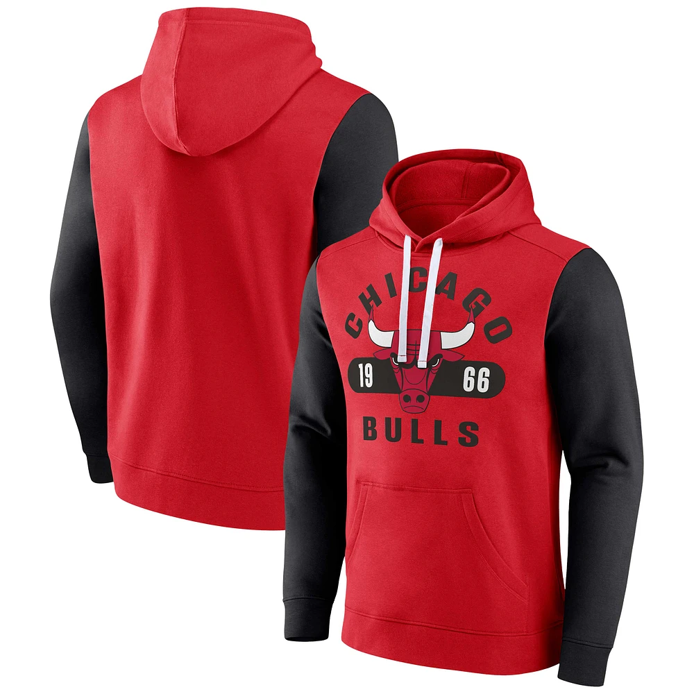 Men's Fanatics Red/Black Chicago Bulls Attack Colorblock Pullover Hoodie