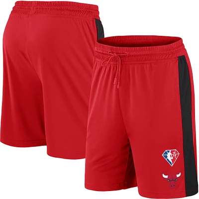 Fanatics Red Chicago Bulls NBA 75e anniversaire de Downtown Performance Practice pour hommes - Shorts