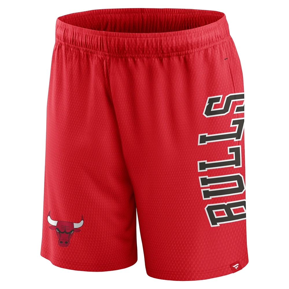 Men's Fanatics Red Chicago Bulls Post Up Mesh Shorts