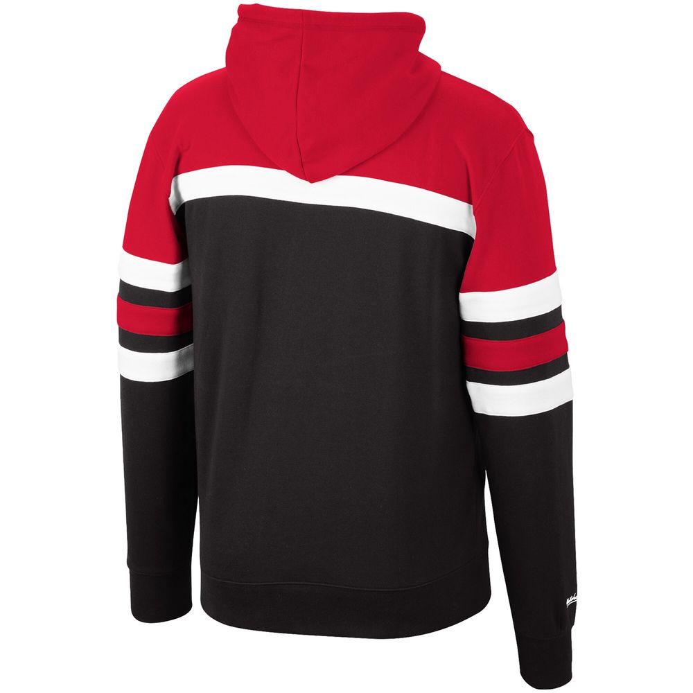 Men's Mitchell & Ness Black/Red Chicago Bulls Head Coach Pullover - Hoodie