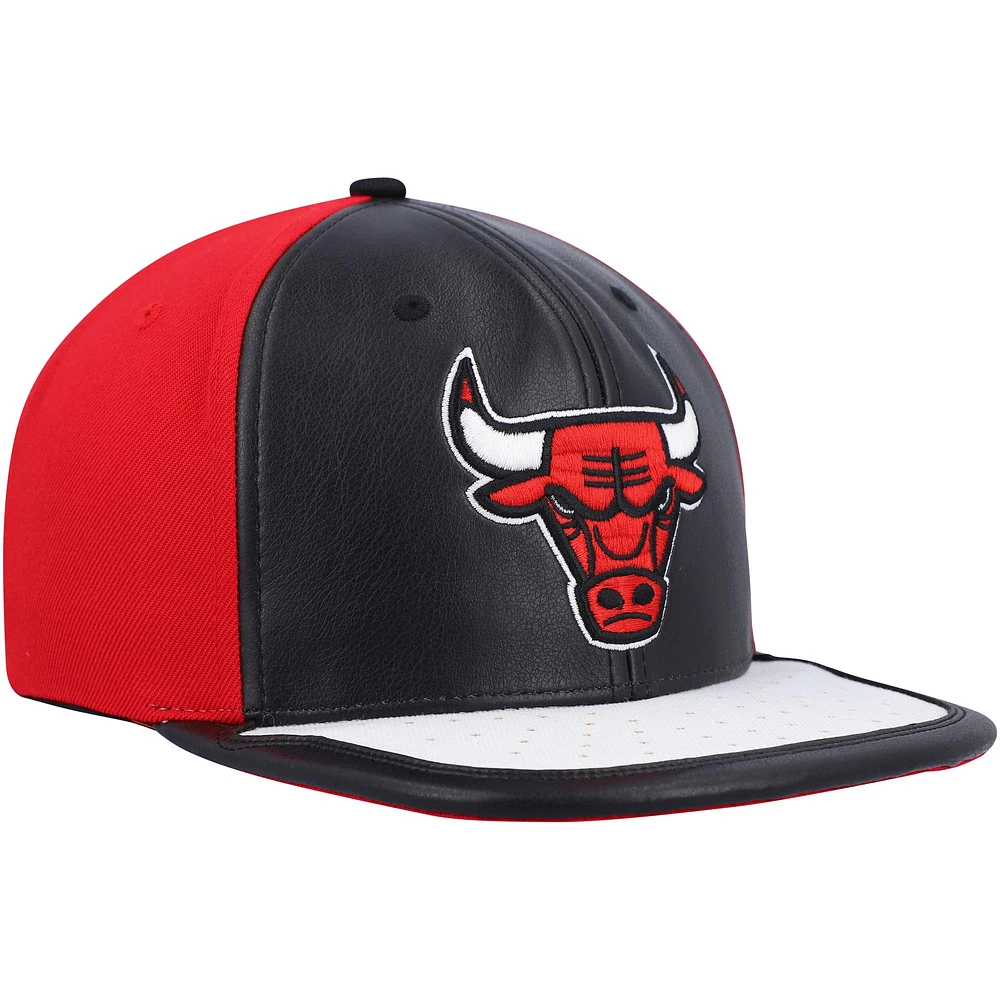 Men's Mitchell & Ness / Chicago Bulls Day One Snapback Hat