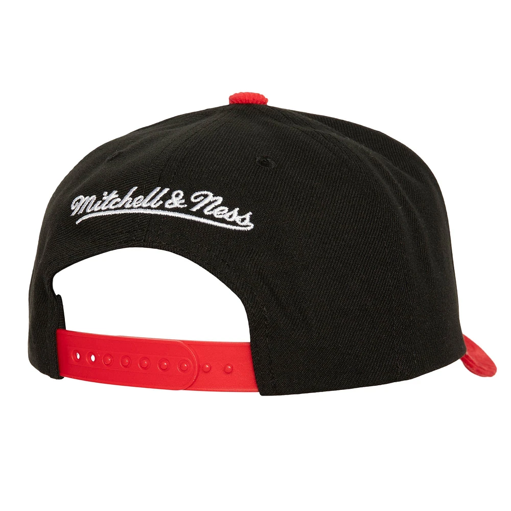 Casquette réglable noire en velours côtelé Pro Crown des Chicago Bulls de Mitchell & Ness pour hommes