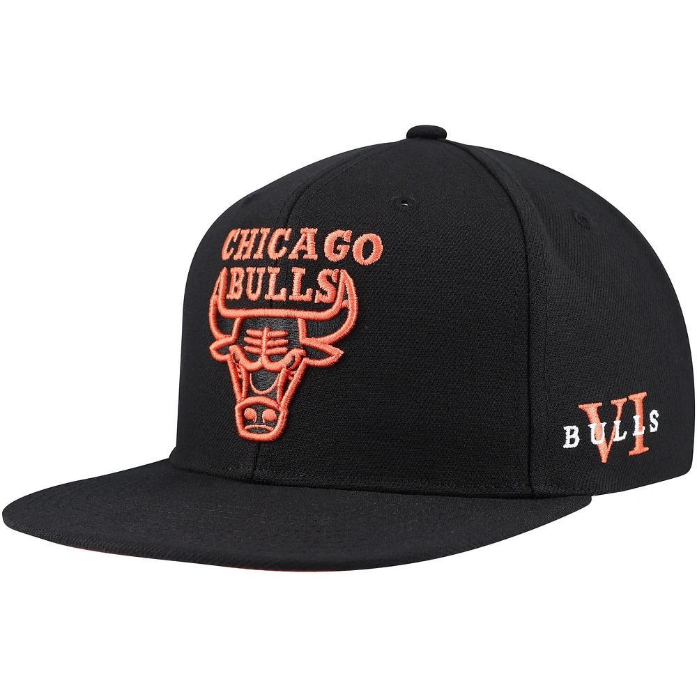 Casquette Snapback noire Mitchell & Ness Chicago Bulls Core pour hommes