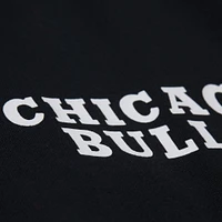 Men's Mitchell & Ness Black Chicago Bulls Hardwood Classics Team Origins Fleece Pullover Hoodie