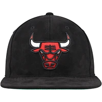 Casquette snapback en daim doux Chicago Bulls Mitchell & Ness pour hommes