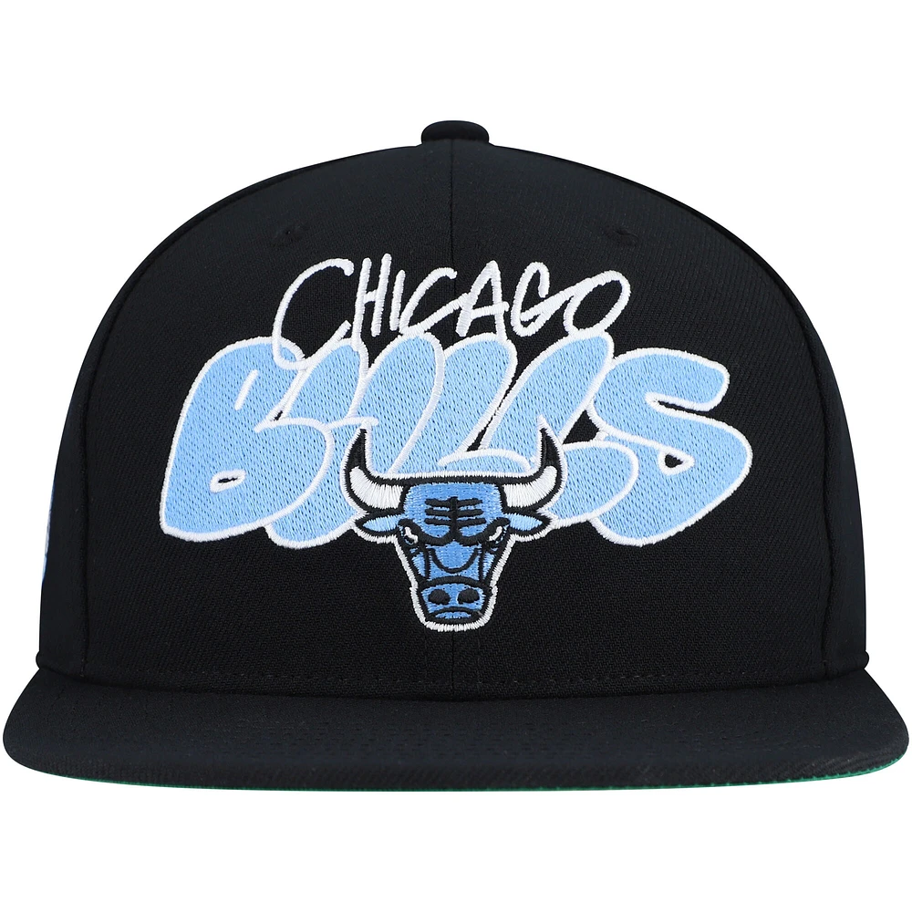 Casquette à visière noire Mitchell & Ness Chicago Bulls Throw Down pour homme