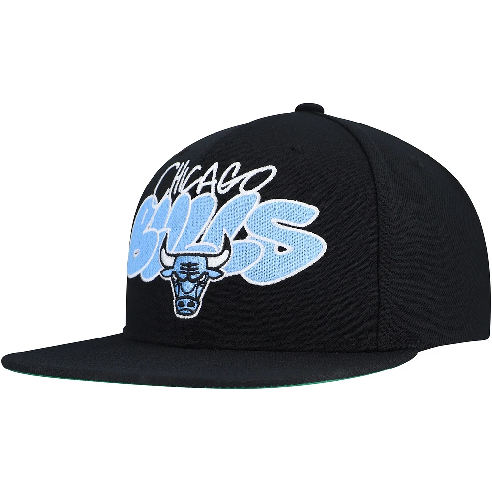 Casquette à visière noire Mitchell & Ness Chicago Bulls Throw Down pour homme