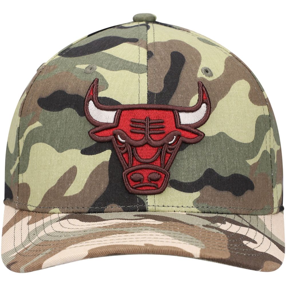 Men's Mitchell & Ness Camo Chicago Bulls Woodland Desert - Snapback Hat