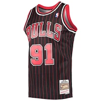 Men's Mitchell & Ness Dennis Rodman Black Chicago Bulls / Hardwood Classics Swingman Jersey